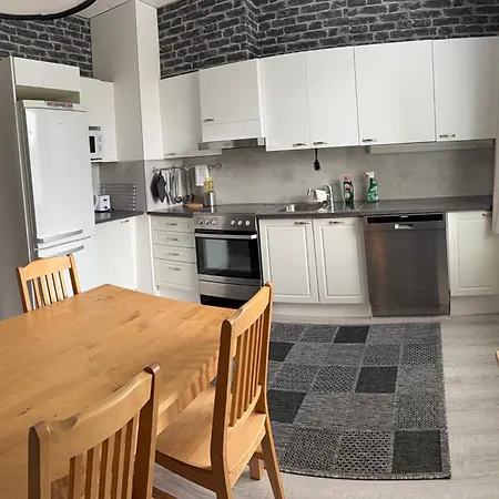 公寓 Hinkula - Syvaeraumankatu 35 劳马