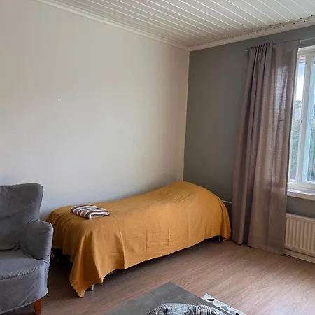 Hinkula - Syvaeraumankatu 35 *